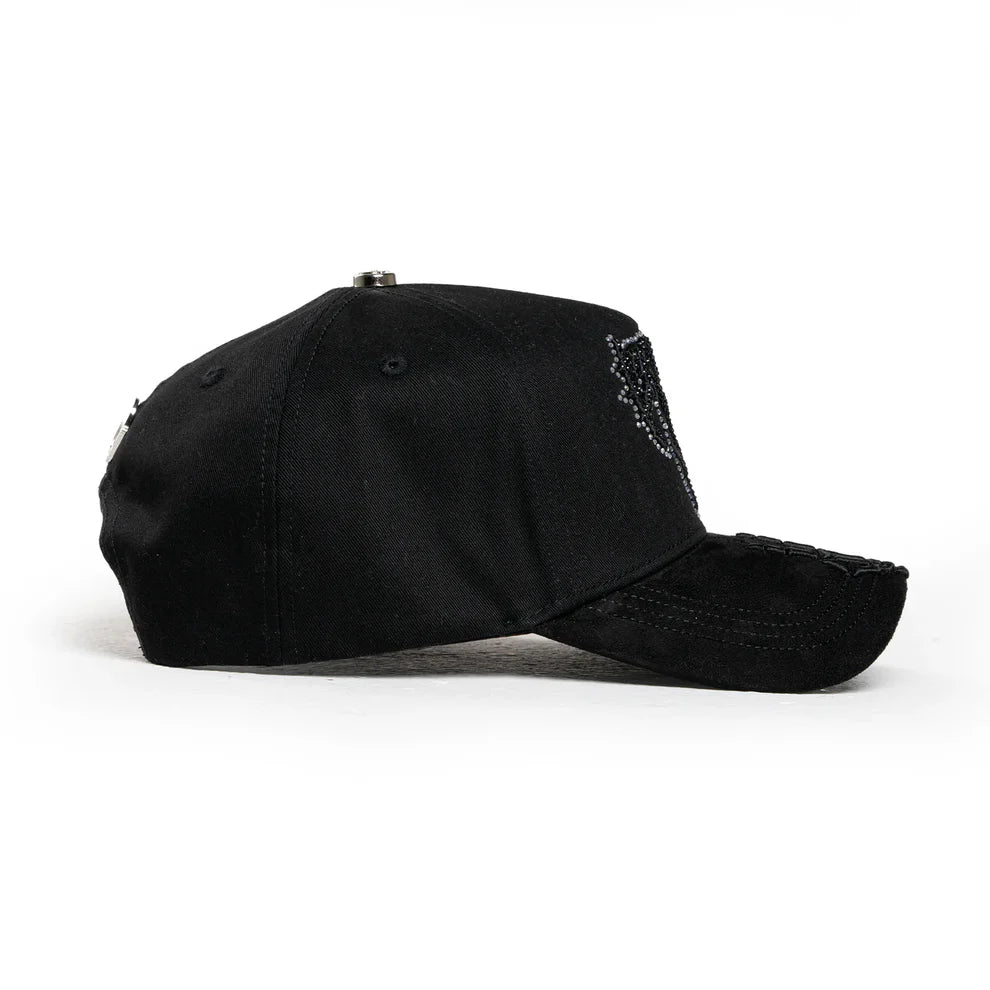 vista lateral derecha gorra crime