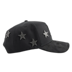 vista lateral de dark nebula barbas hats con pines